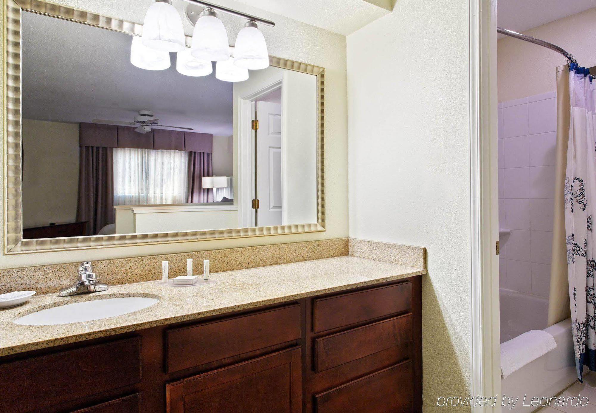 Residence Inn By Marriott Winston Salem University Area Екстериор снимка