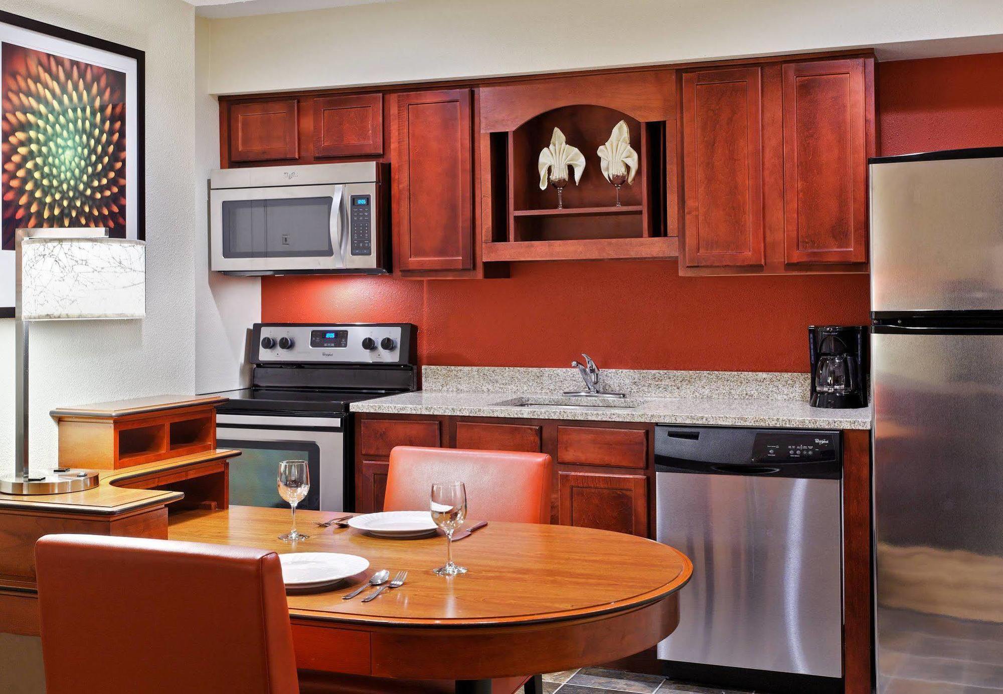 Residence Inn By Marriott Winston Salem University Area Екстериор снимка