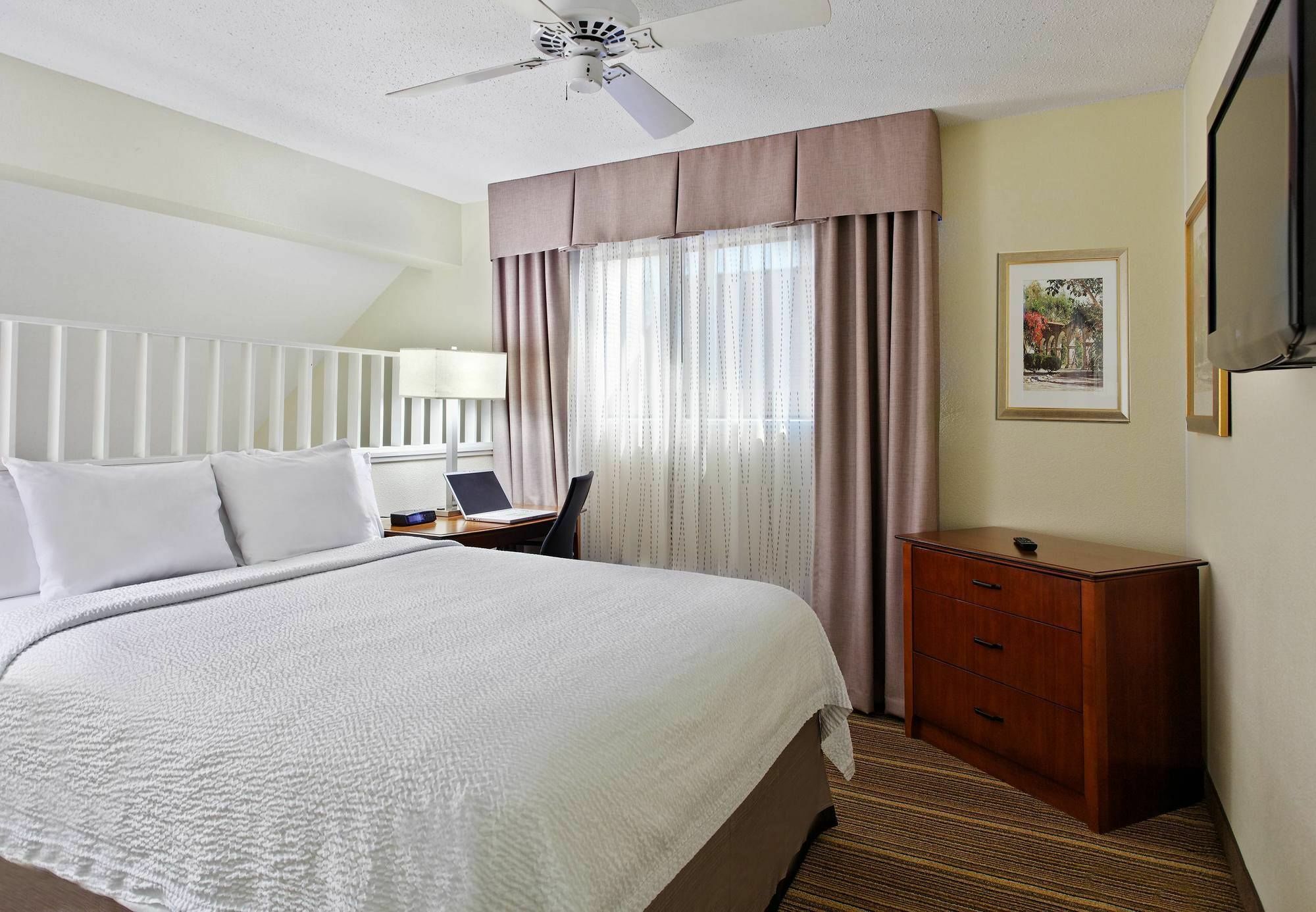 Residence Inn By Marriott Winston Salem University Area Екстериор снимка