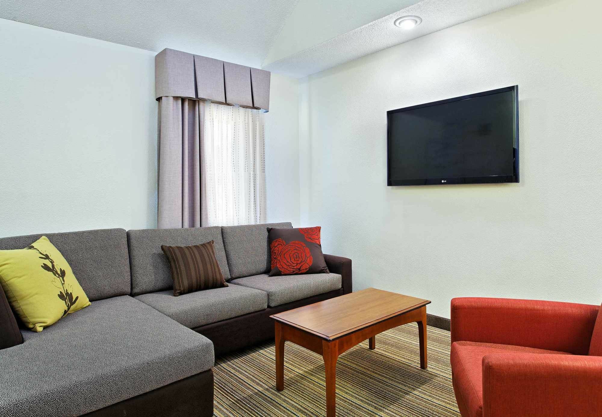 Residence Inn By Marriott Winston Salem University Area Екстериор снимка